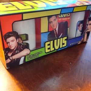 ELVIS (2) MUGS AND COCOA MIX COLLECTORS SET